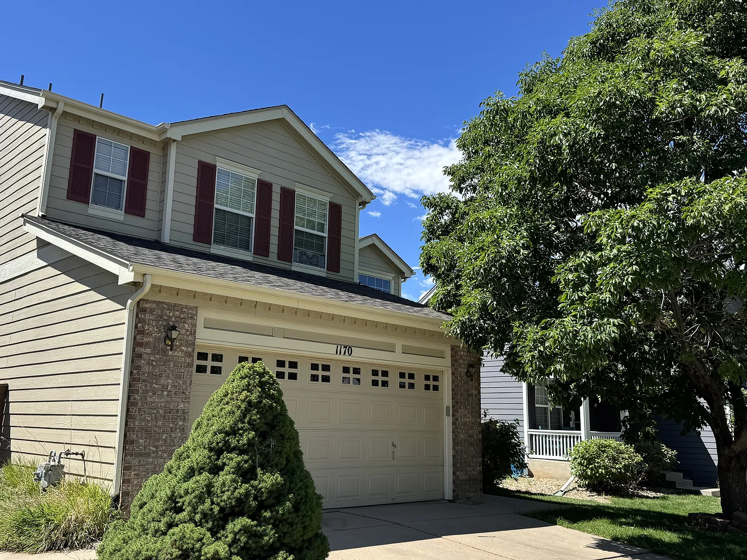 5 bed, 2624 sqft, $3,450 — Photo 2