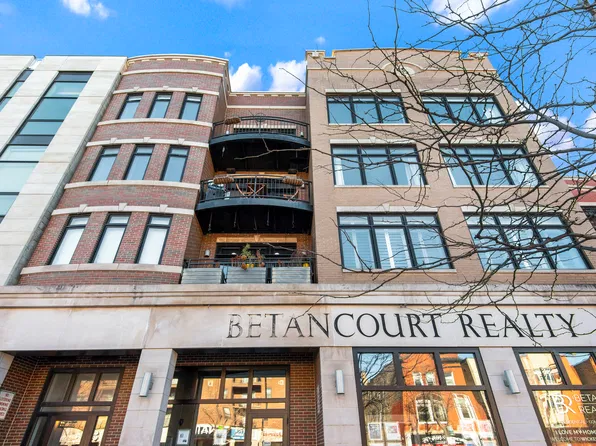 2041 W Division St APT 302, Chicago, IL 60622
