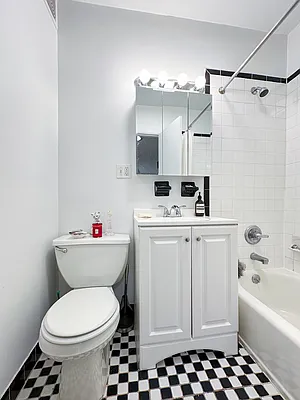 Rented by Compass | media 14