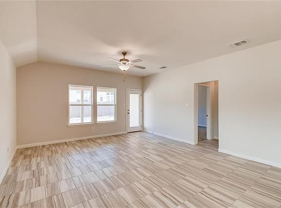 2nd image of 7629 Leonardo Dr