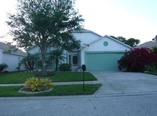 6816 Raccoon Ct, Melbourne, FL 32940