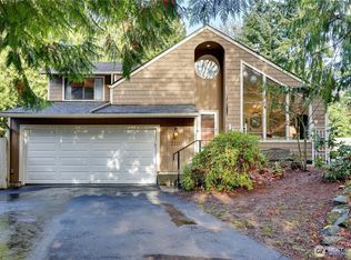 2120 NE Edwin Court, Poulsbo, WA 98370