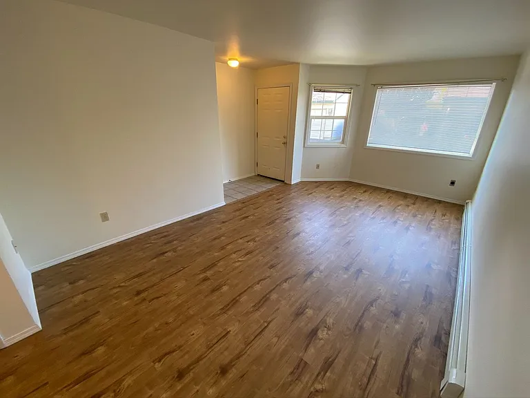 209 E 18th Ave #3 — Photo 5
