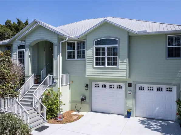 21 N Spangler Loop, Crystal River, FL 34429