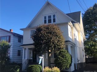 33 Circular Ave, Bridgeport, CT 06605