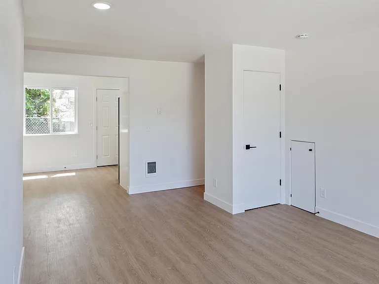 3132 SW Marigold St — Photo 22