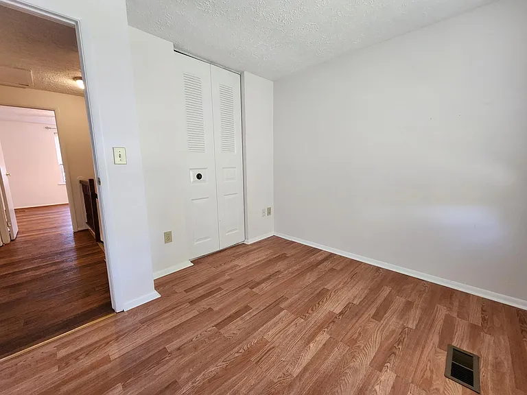 6806 Yellow Sheave Ct — Photo 5