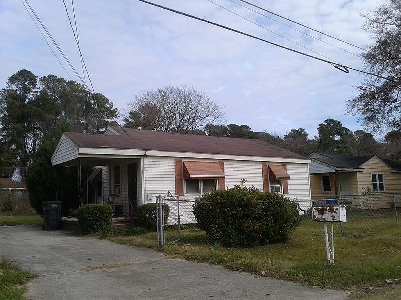 2nd image of 518 Rachael St