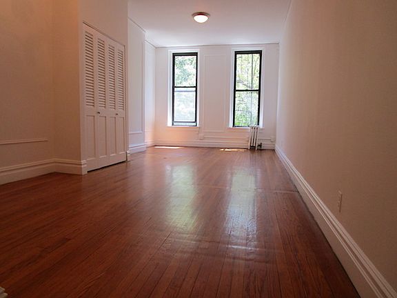 3rd image of 103 Sullivan St APT 1-C