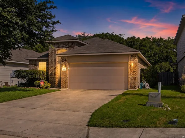 8307 BREEZY CV, Selma, TX 78154