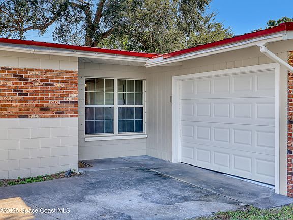4th image of 4995 Sharlene Dr
