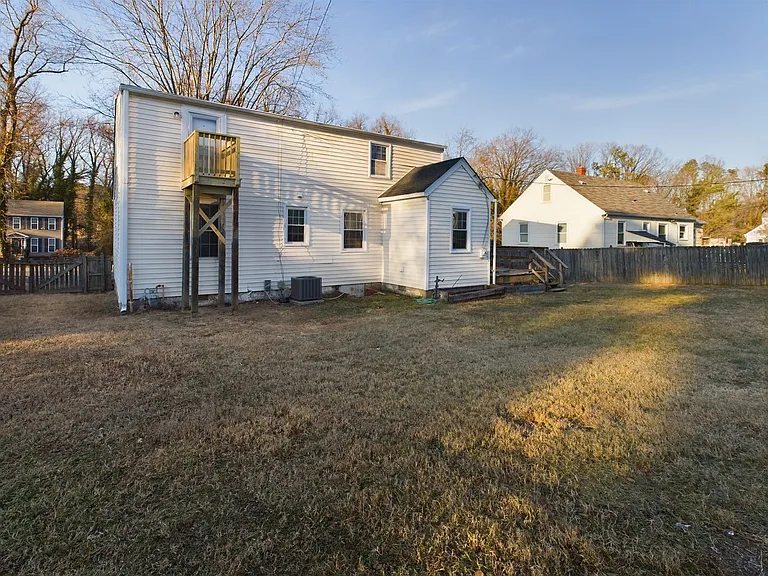 2513 Libbie Ave — Photo 29