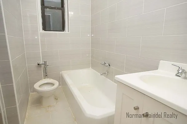 Rented by Norman Raindel, LREB | media 34