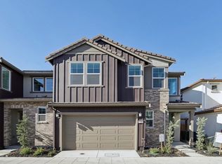 125 E Frost Dr, Mountain House, CA