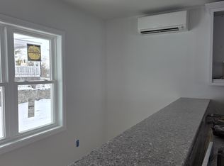 328 1st St #1, Pittsfield, MA 01201