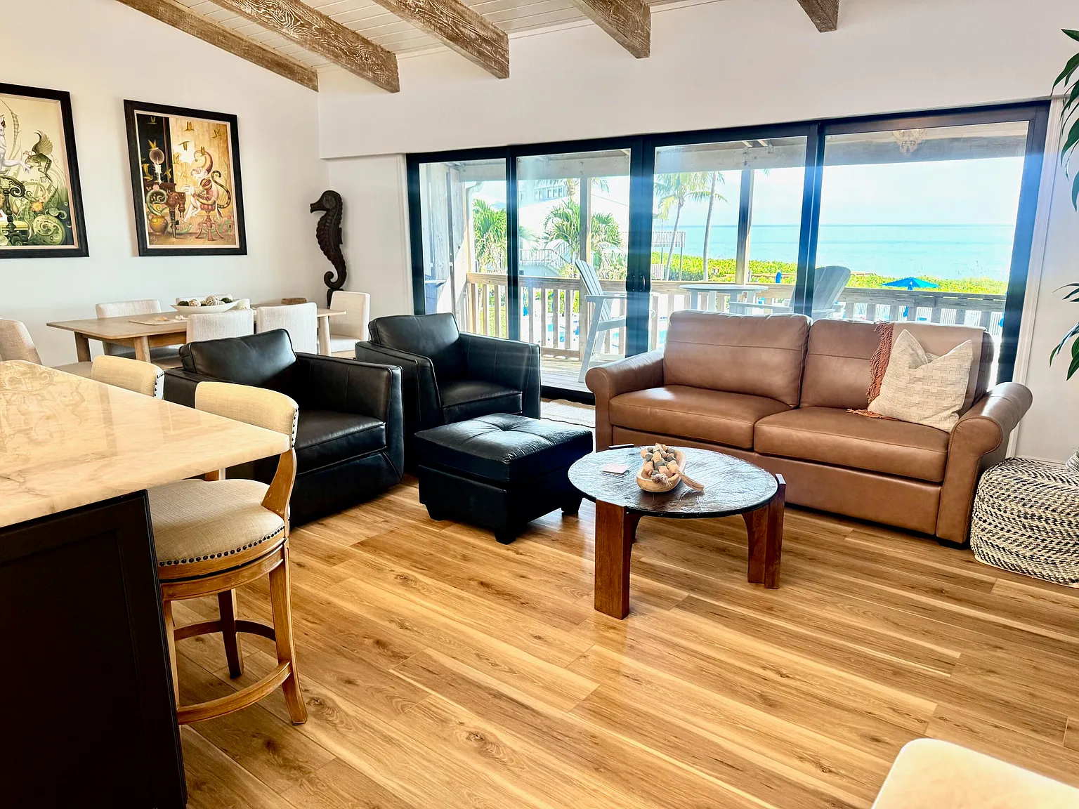 2 bed, 2.0 bath, 1048 sqft, $5,800 — Photo 4
