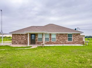 592 S Baese Rd, Elm Mott, TX 76640