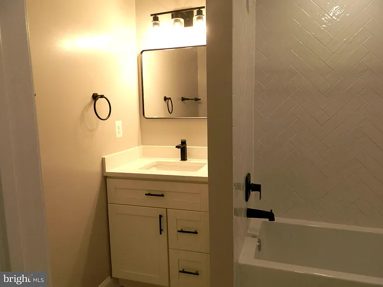 7656 Kindler Rd — Photo 13