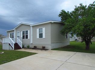 5864 Arcadia Cir, Del Valle, TX 78617