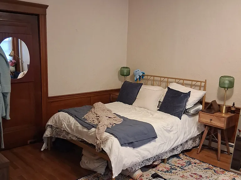 1st bedroom