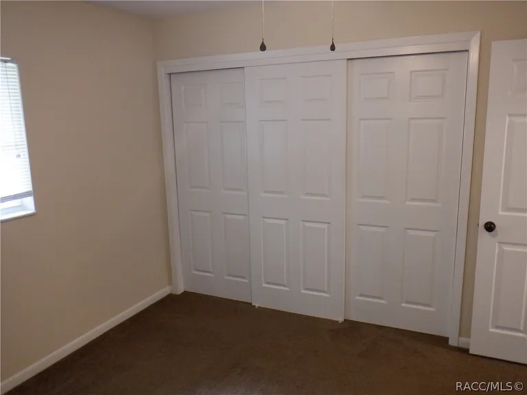 101 W Hill St — Photo 18