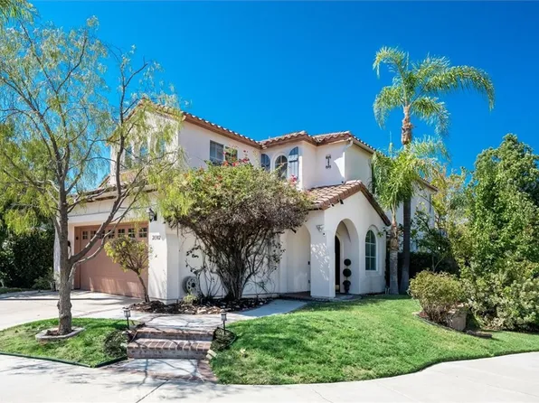 28302 Lobelia Ln, Valencia, CA 91354