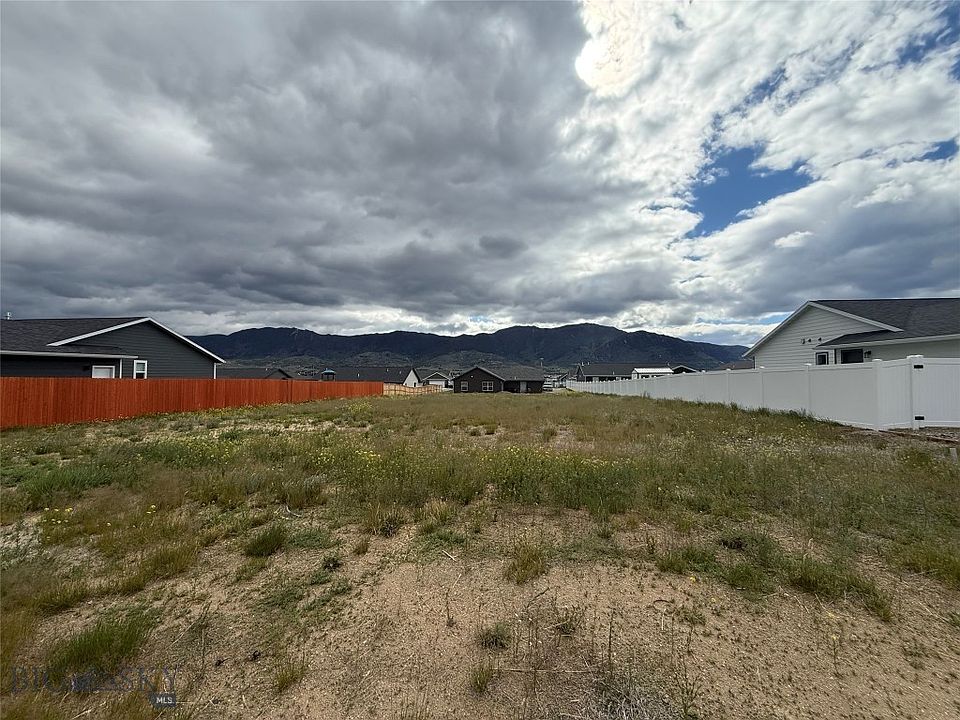 1st image of 55 Avon Cir