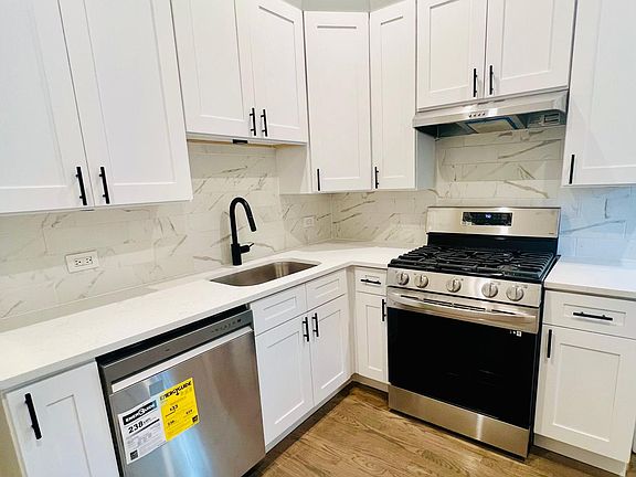3rd image of 2240 S Central Park Ave #1