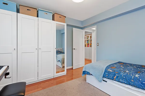 Sold by Remax Edge | media 13