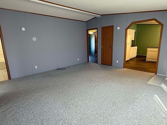 5th image of 5683 Rockport Rd