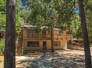 32167 Cove Cir, Running Springs, CA 92382
