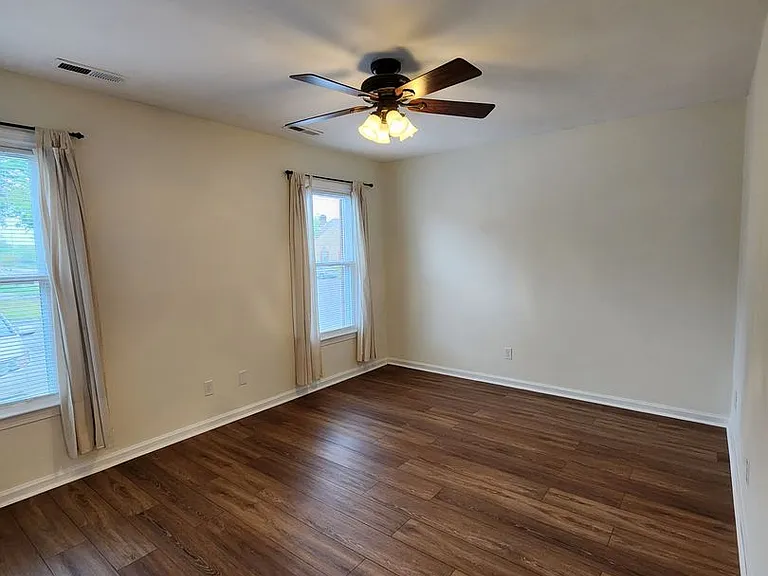 4801 Afton Ct — Photo 10