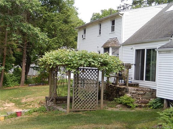 5th image of 1 Bonnieview Dr