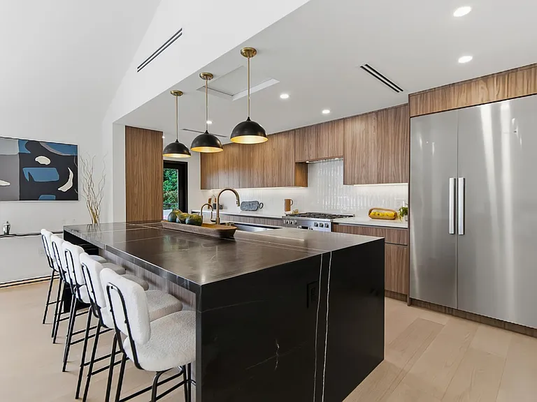 1764 E Loma Alta Dr — Photo 20