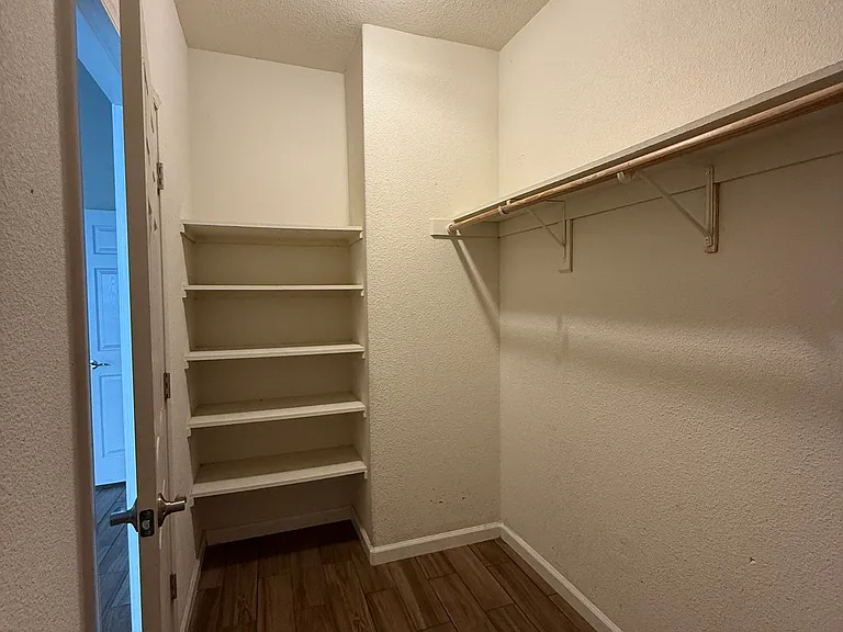 314 N Cypress Ave — Photo 14