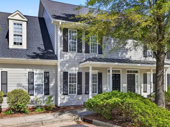 770 Parkside Townes Ct, Wake Forest, NC 27587