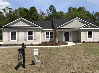 18 Savannah Forest Cir, Crawfordville, FL 32327