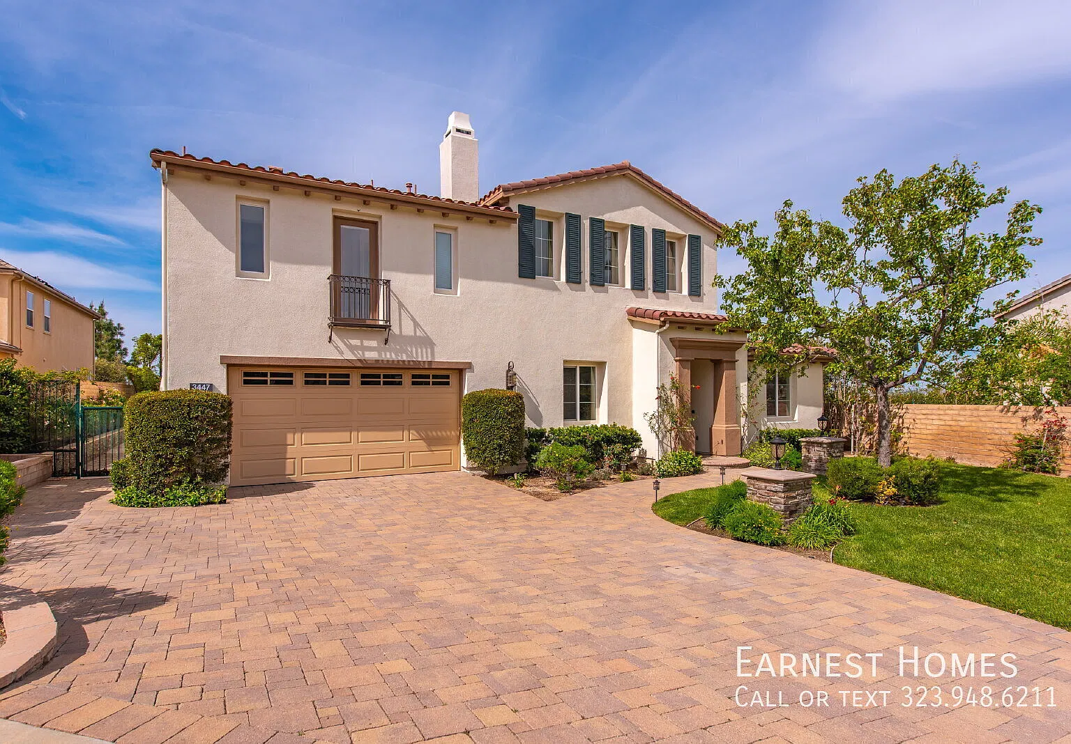Spacious 5-Bedroom Simi Valley Estate with Pool, Spa, Sports Court & Mountain Views — Photo 3