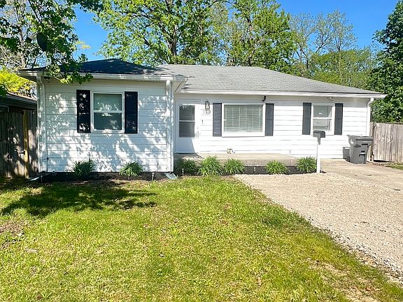 3rd image of 330 N Harbison Ave
