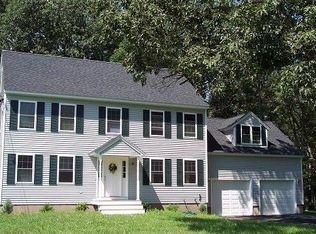 37 McCarthy Dr, Groton, MA 01450