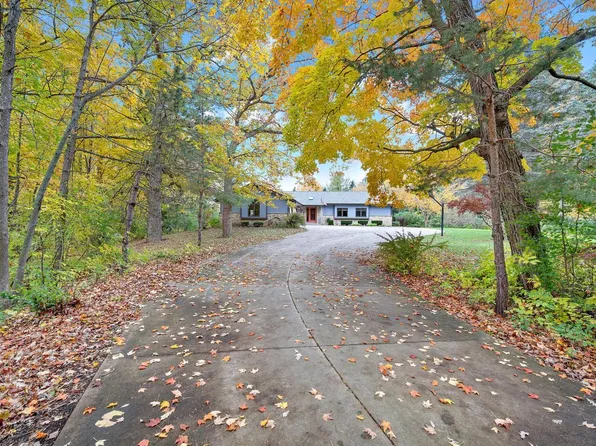 2385 Cedar Creek ROAD, Jackson, WI 53037