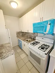 Rented by Metro Garden Realty NYC