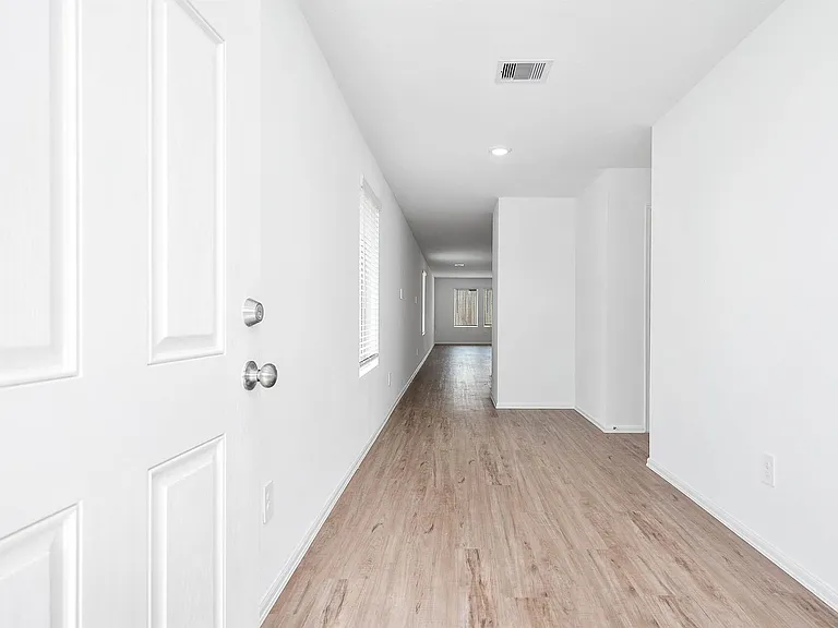 535 Flower Reed Ct — Photo 3