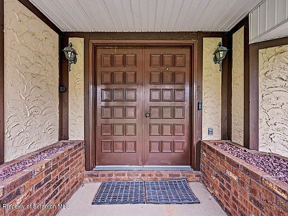3rd image of 73 Quinton Rd