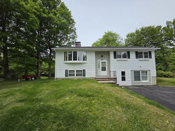 1333 Federal Road, Livermore, ME 04253