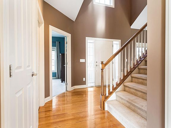 5th image of 7841 Lydia Dr