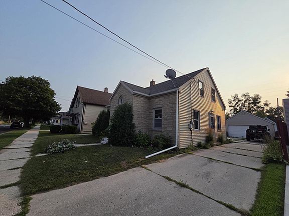 2nd image of 1312 S 18th STREET