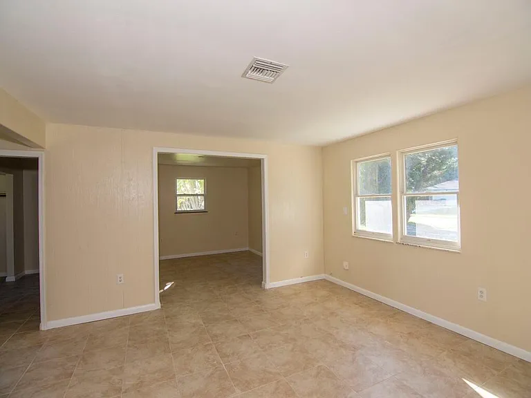 8604 Brookline Ave — Photo 12
