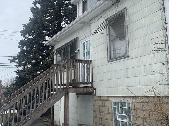 4th image of 9520 S California Ave