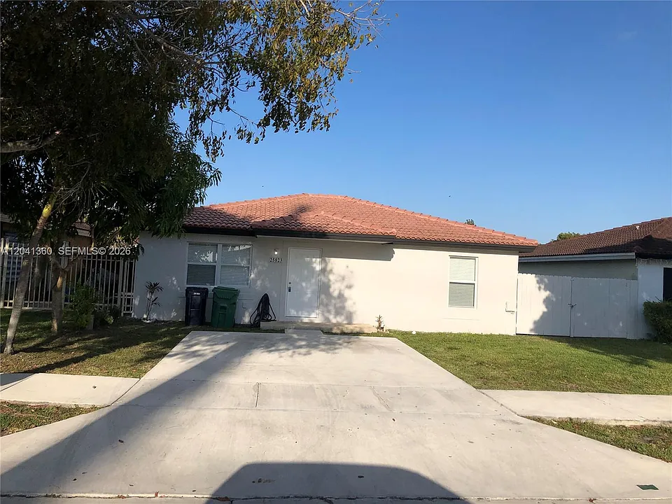 25823 SW 128th Ct